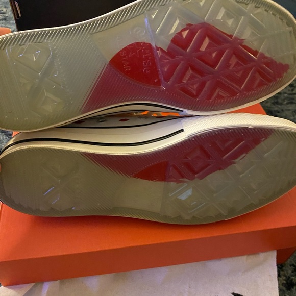 CTAS platform white limited edition Valentine’s Day converse - Picture 7 of 7